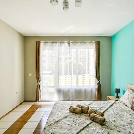 2br Spacious Appartement Varna